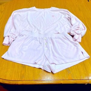 Adorable Stoney Clover Pink Pajama set. ***Note top is small bottom is medium***